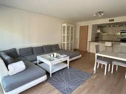 Location meublée ou vide : quelle est la meilleure option ?